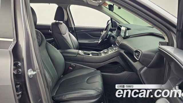 Hyundai Santafe 2022 — photo 17
