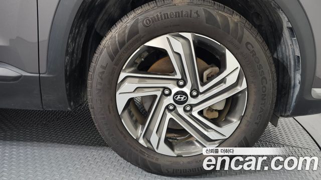 Hyundai Santafe 2022 — photo 7