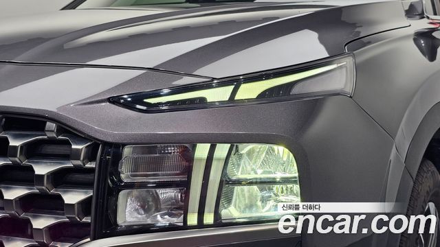 Hyundai Santafe 2022 — photo 8