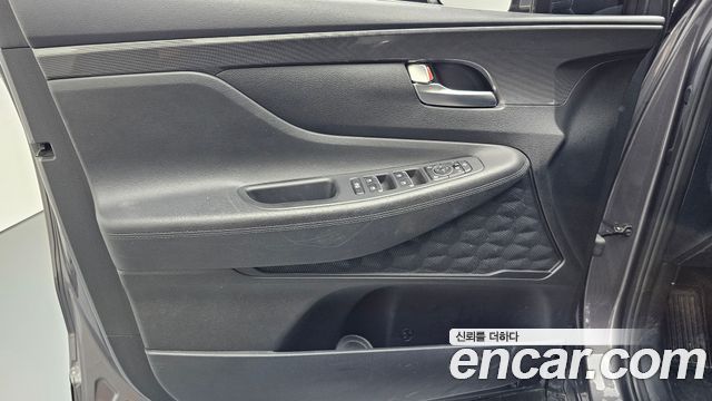 Hyundai Santafe 2022 — photo 14