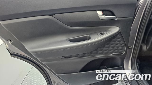 Hyundai Santafe 2022 — photo 15