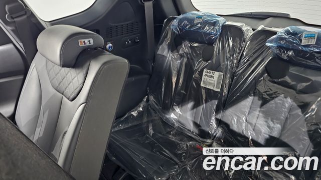 Hyundai Santafe 2022 — photo 28