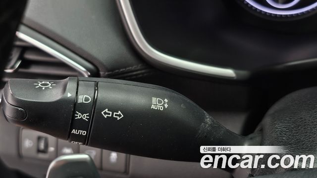 Hyundai Santafe 2022 — photo 29