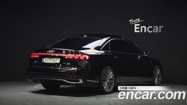 Audi A8 2023 — photo 2