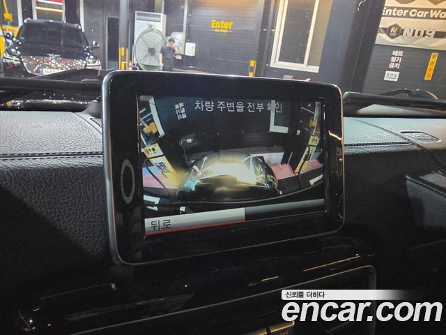 Mercedes-Benz G-Class 2015 — photo 9
