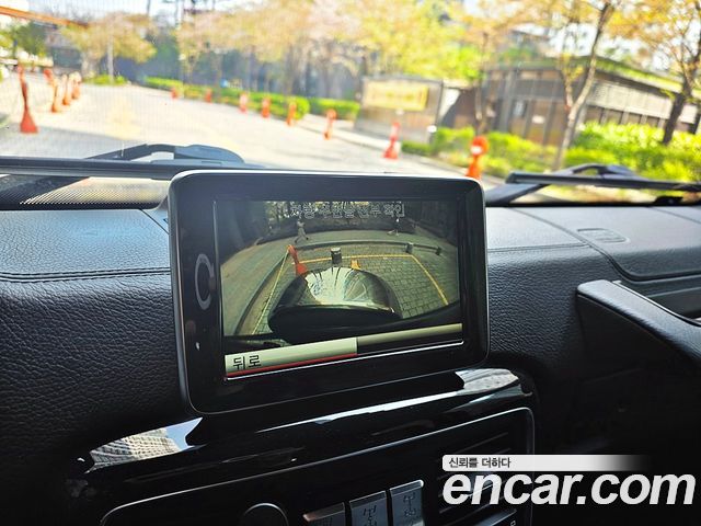 Mercedes-Benz G-Class 2015 — photo 12
