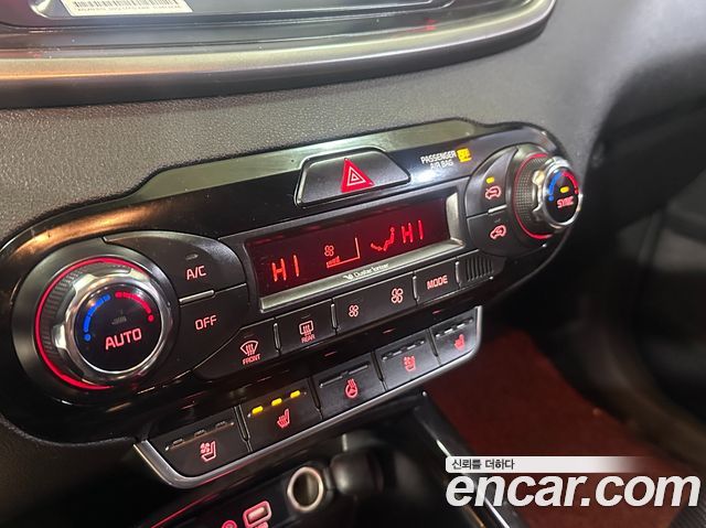 Kia Sorento 2016 — photo 11