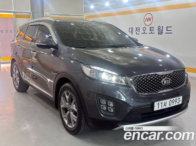 Kia Sorento 2016 — photo 17