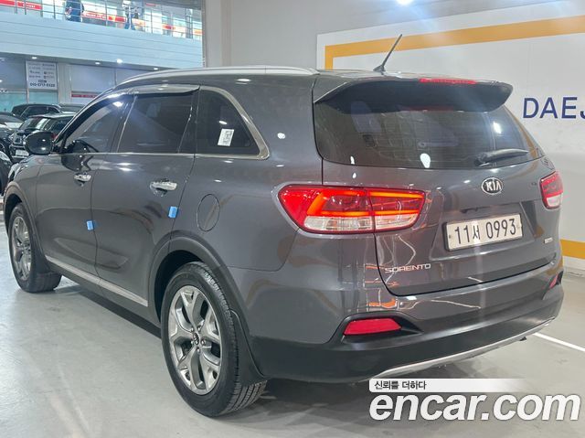 Kia Sorento 2016 — photo 18