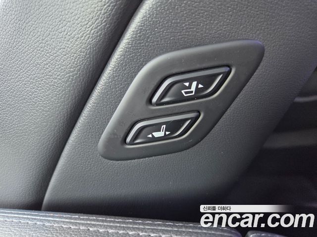 Hyundai Genesis 2015 — photo 17
