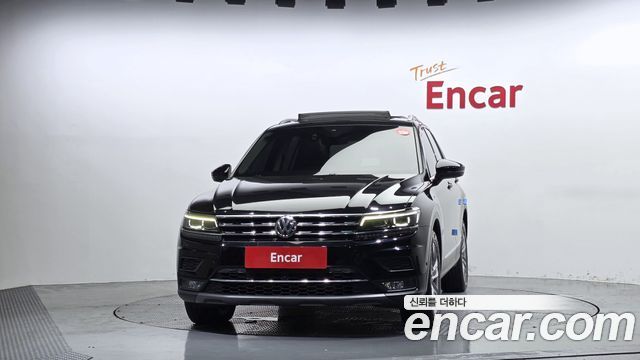 Volkswagen Tiguan 2018 — photo 3
