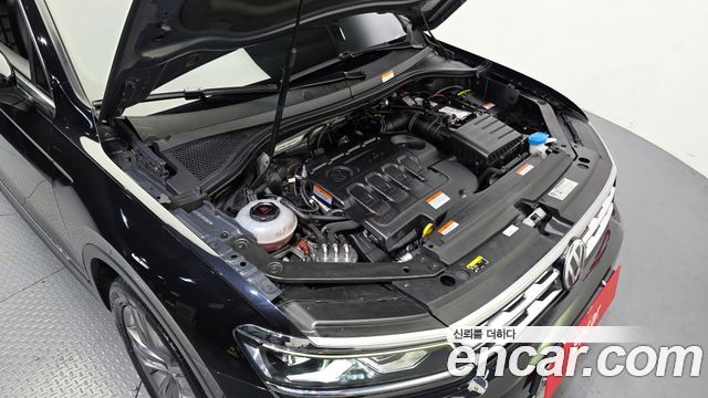 Volkswagen Tiguan 2018 — photo 6