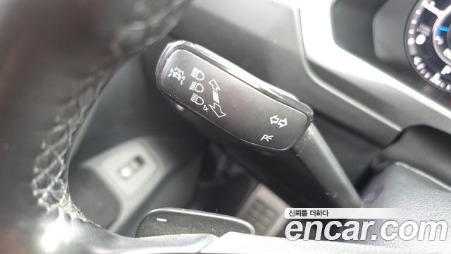 Volkswagen Tiguan 2018 — photo 37