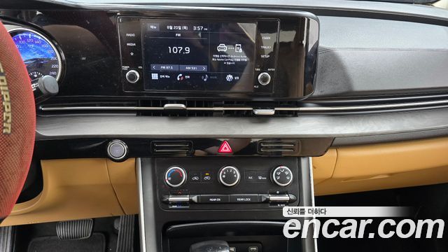 Kia Canival 2021 — photo 20