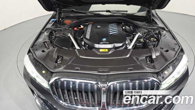 BMW 7-Series 2020 — photo 6