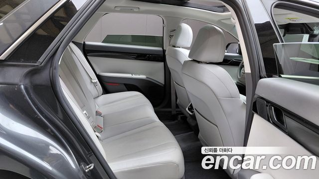Hyundai Grandeur 2023 — photo 17
