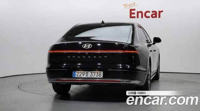 Hyundai Grandeur 2025 — photo 4