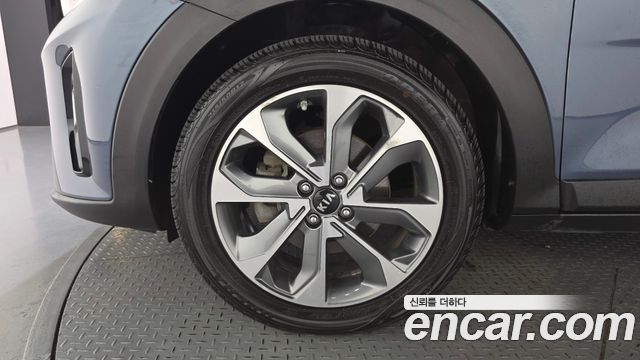 Kia Stonic 2018 — photo 5