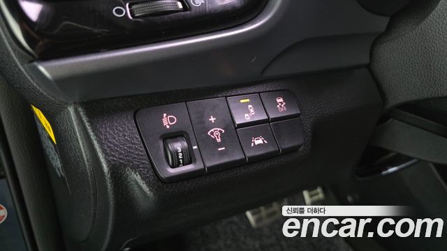 Kia Stonic 2018 — photo 23