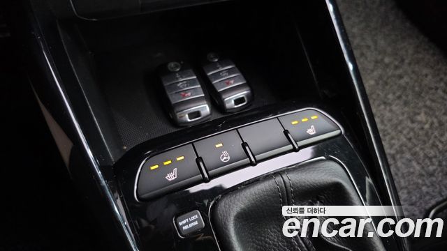 Kia Stonic 2018 — photo 25