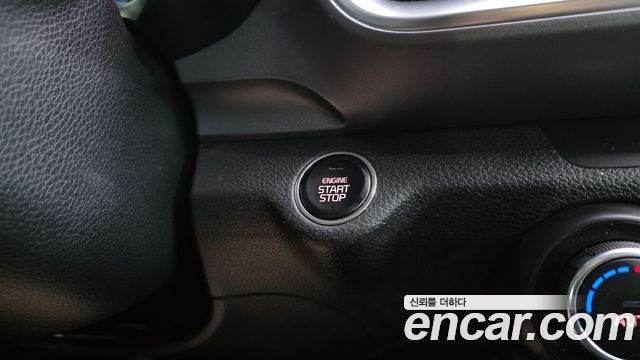 Kia Stonic 2018 — photo 30