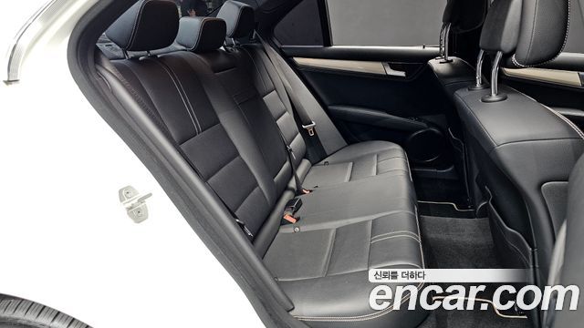 Mercedes-Benz C-Class 2013 — photo 12