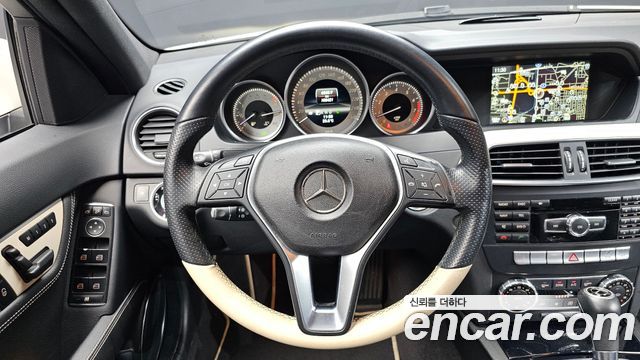 Mercedes-Benz C-Class 2013 — photo 13