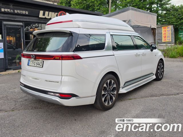 Kia Canival 2021 — photo 4