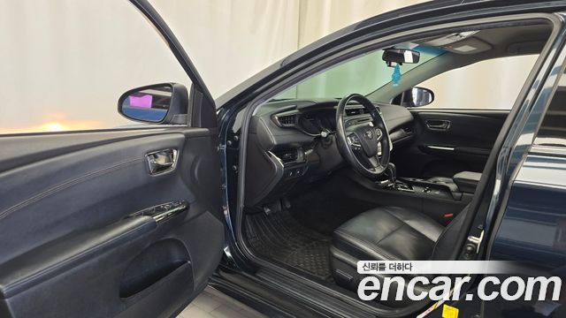 Toyota Avalon 2016 — photo 10