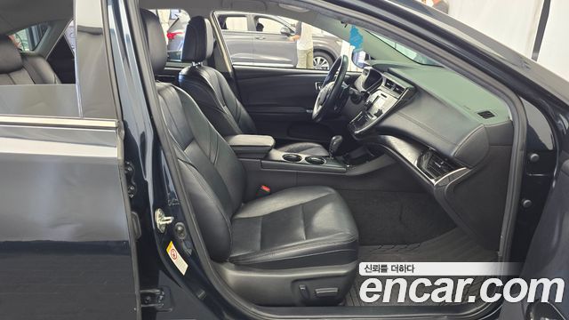 Toyota Avalon 2016 — photo 11