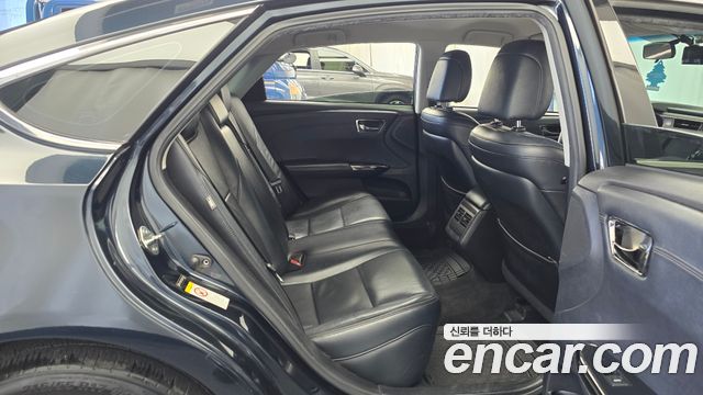 Toyota Avalon 2016 — photo 12