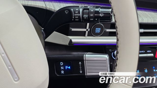 Hyundai Santafe 2025 — photo 9