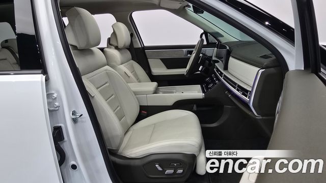 Hyundai Santafe 2025 — photo 11
