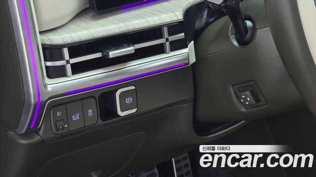 Hyundai Santafe 2025 — photo 14