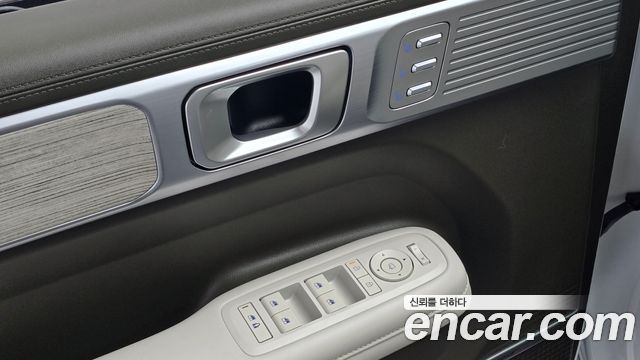 Hyundai Santafe 2025 — photo 19