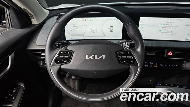 Kia EV6 2022 — photo 18