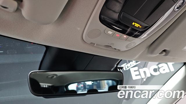Kia EV6 2022 — photo 24