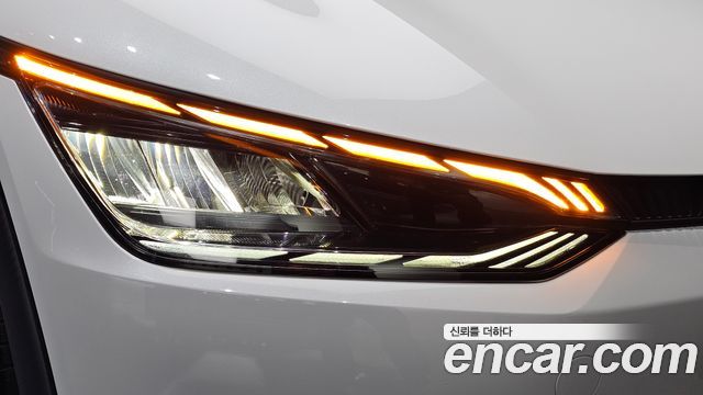 Kia EV6 2022 — photo 8
