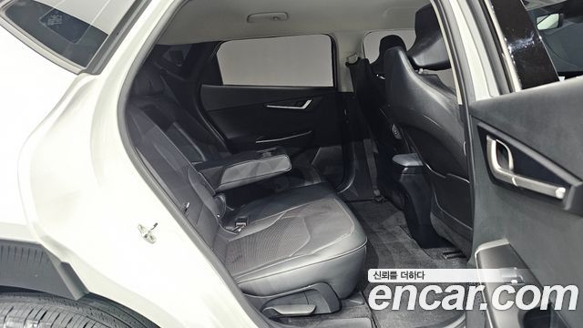 Kia EV6 2022 — photo 31