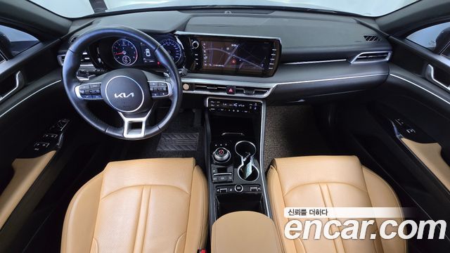 Kia K5 2022 — photo 10