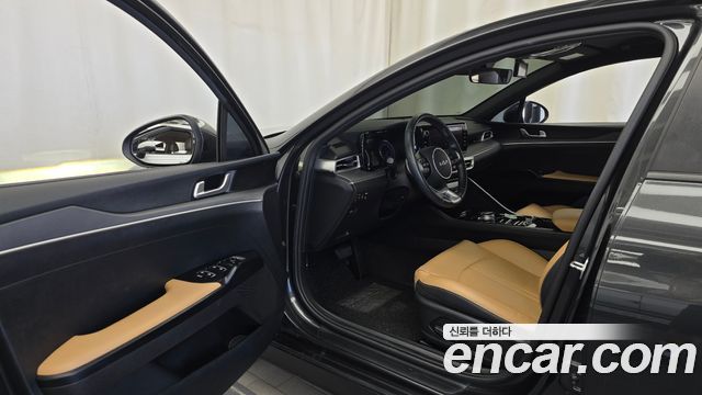 Kia K5 2022 — photo 13