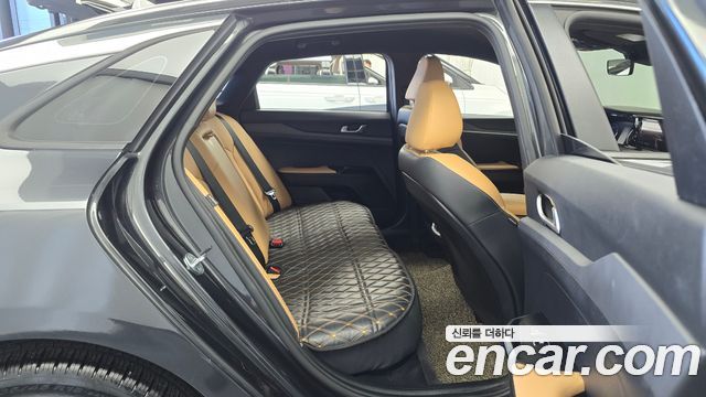 Kia K5 2022 — photo 17