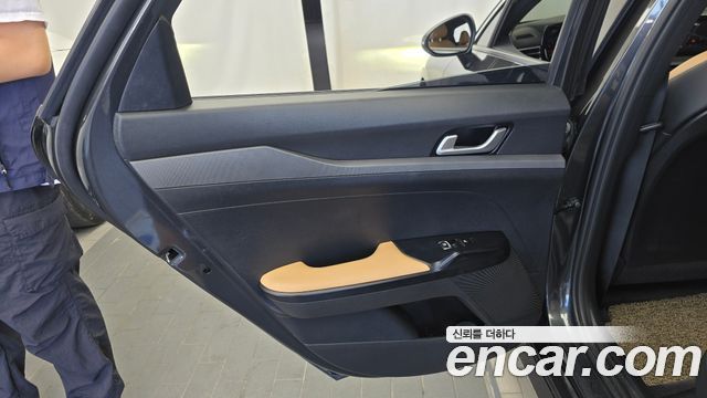 Kia K5 2022 — photo 15