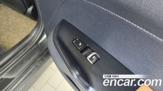 Kia K5 2022 — photo 27