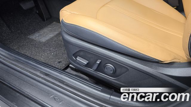 Kia K5 2022 — photo 30