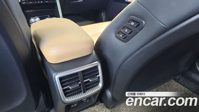 Kia K5 2022 — photo 31