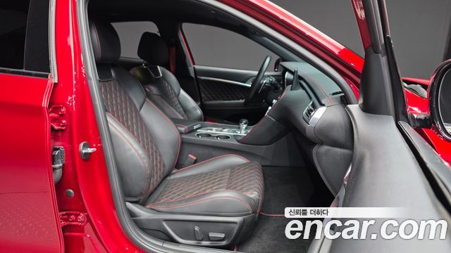 Genesis G70 2022 — photo 17