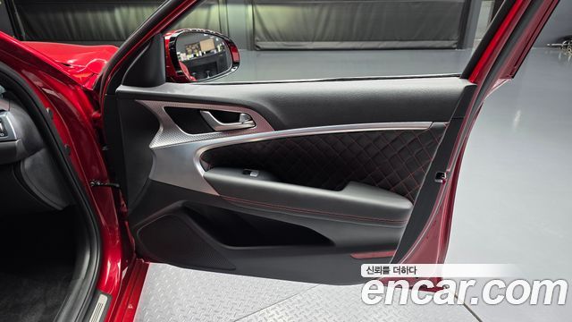 Genesis G70 2022 — photo 15