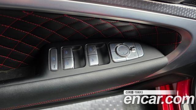 Genesis G70 2022 — photo 31