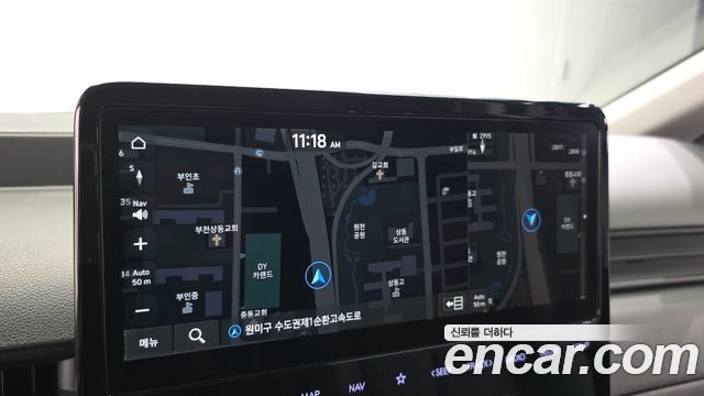 Hyundai Staria 2025 — photo 14